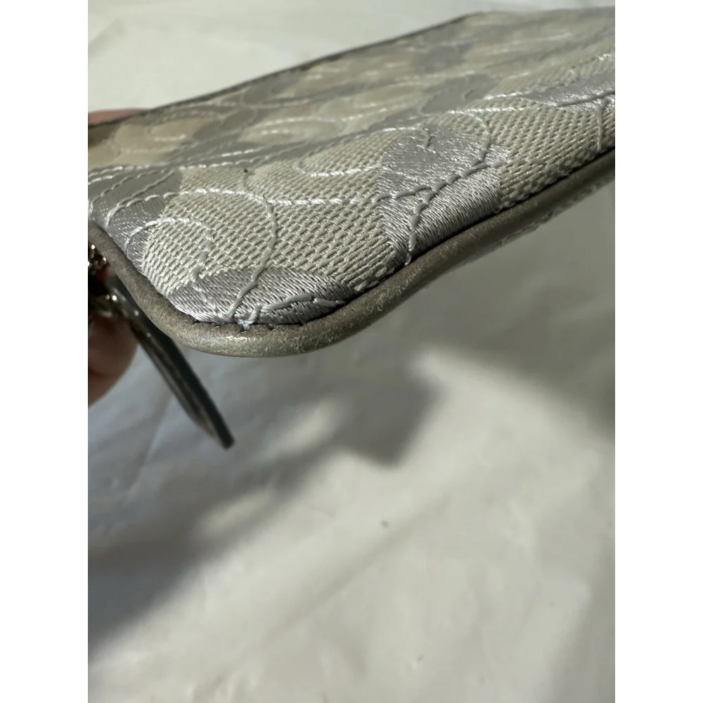 Vintage Coach Signature Optic C Quilted Wristlet